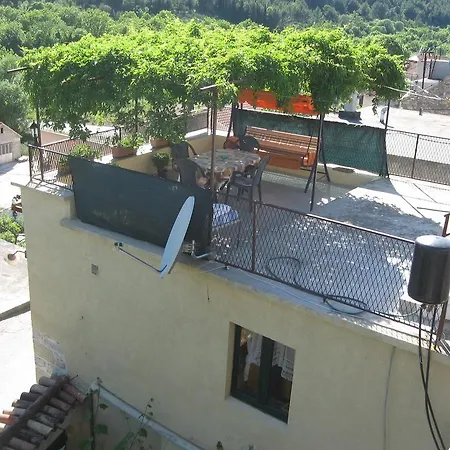 Apartments Darinka Skradin Room photo
