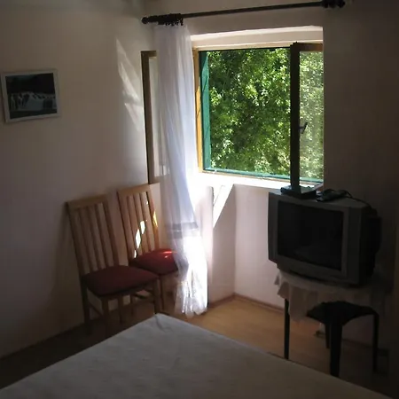 Apartments Darinka Skradin Room photo
