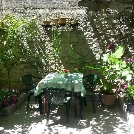 Apartments Darinka Skradin Room photo